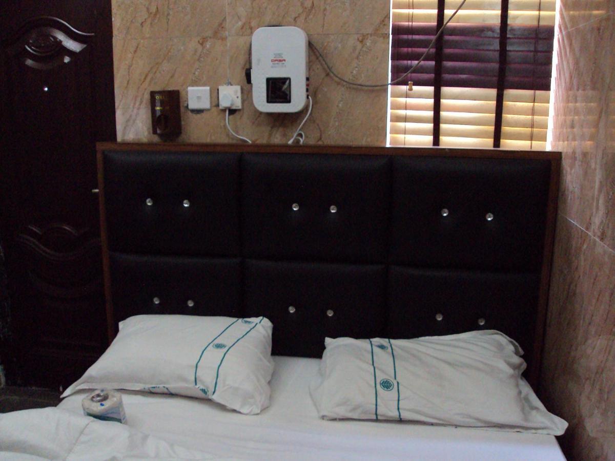 Elites Lodge Port Harcourt Eksteriør billede